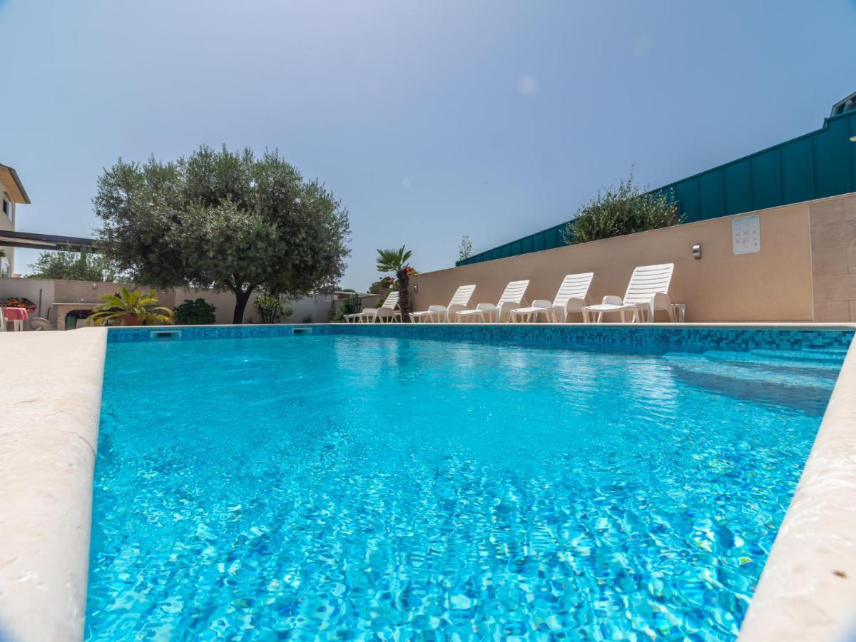Berat Apartment Воднян Екстериор снимка