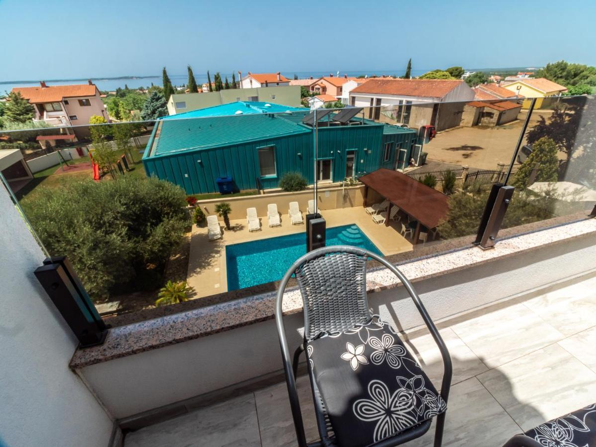 Berat Apartment Воднян Екстериор снимка