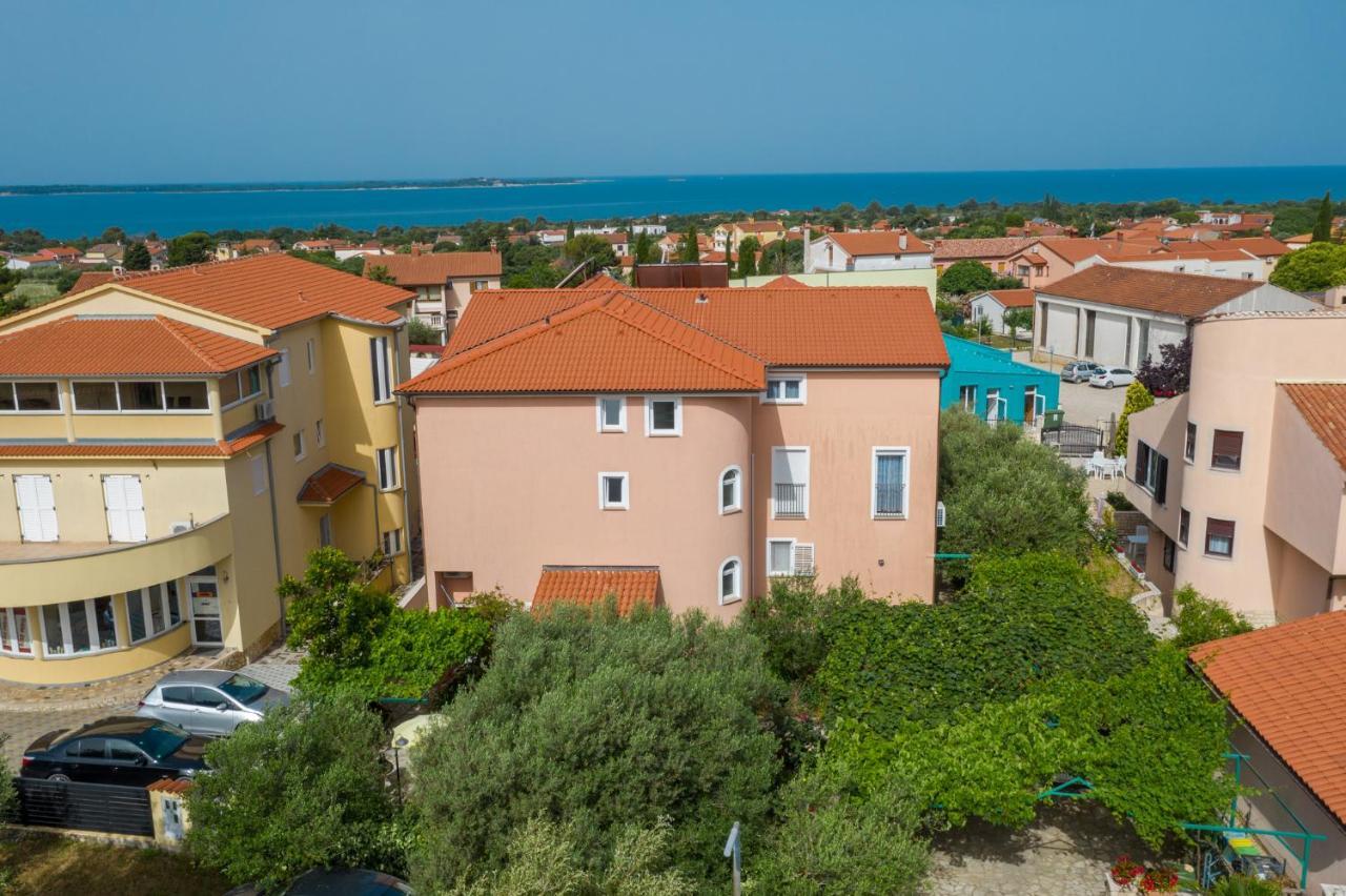 Berat Apartment Воднян Екстериор снимка