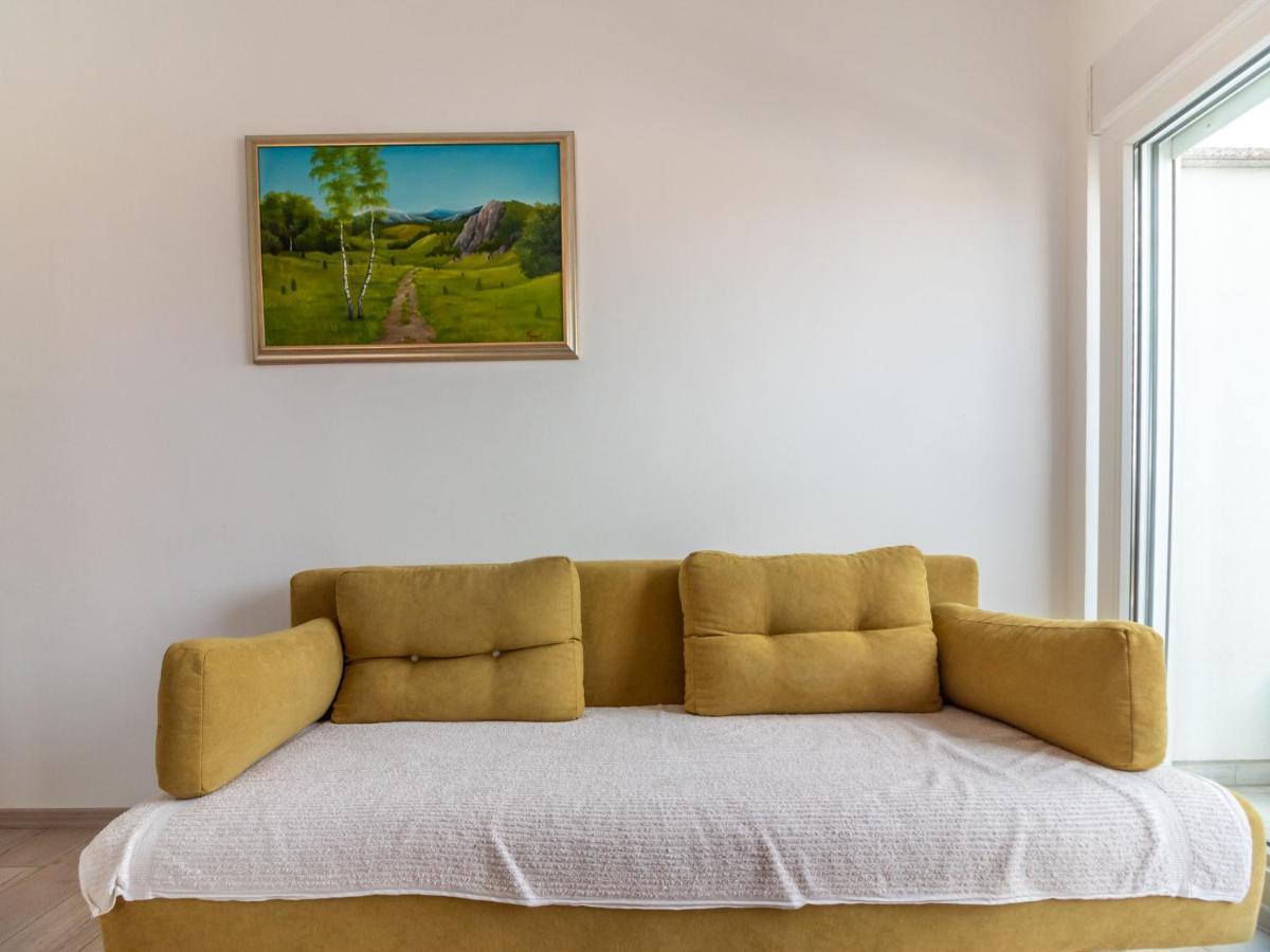 Berat Apartment Воднян Екстериор снимка