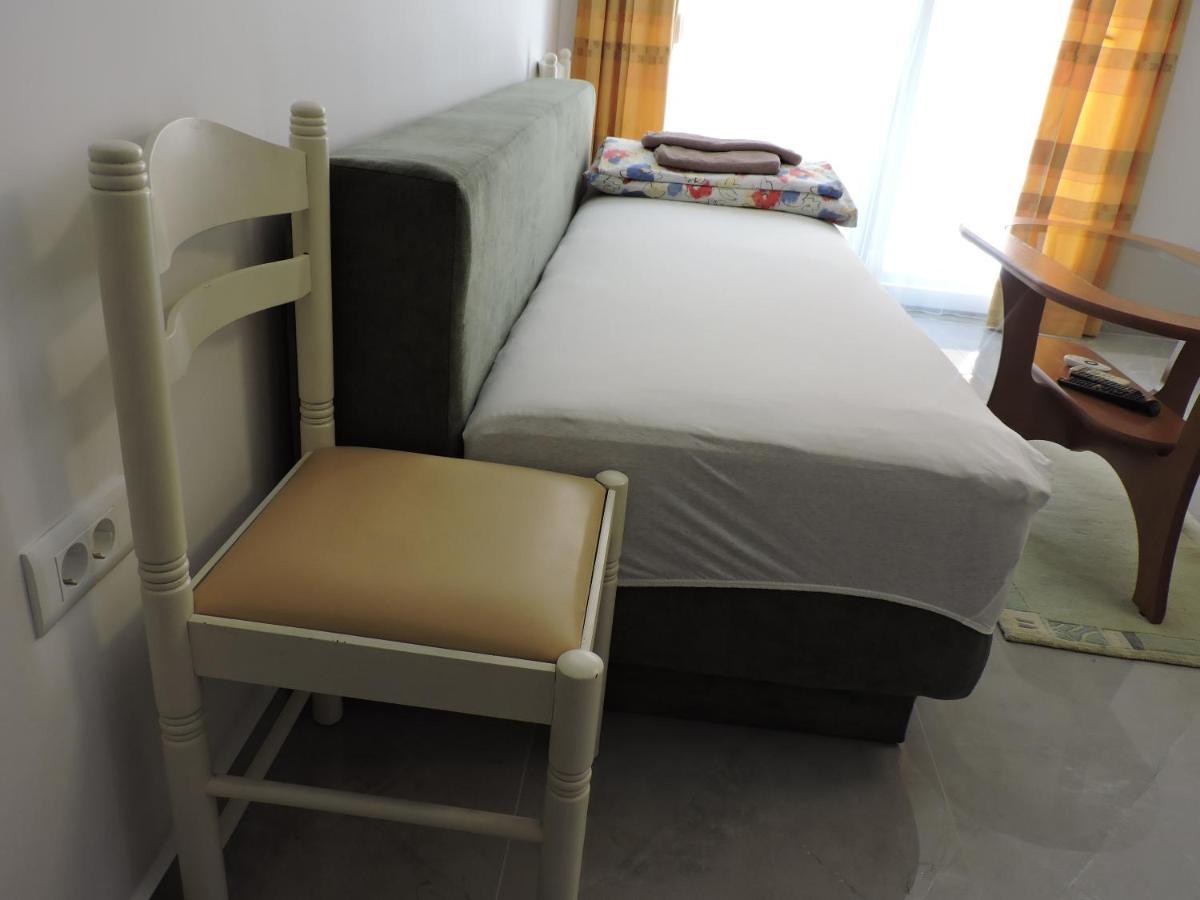 Berat Apartment Воднян Екстериор снимка